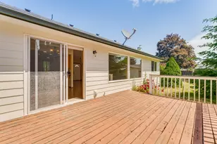885 SE Rachel Ct, Dallas, OR 97338 - Photo 8