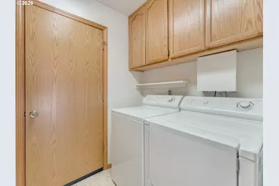 885 SE Rachel Ct, Dallas, OR 97338 - Photo 38