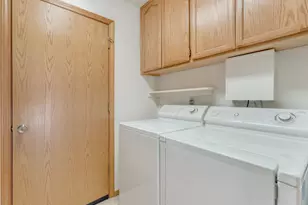 885 SE Rachel Ct, Dallas, OR 97338 - Photo 38