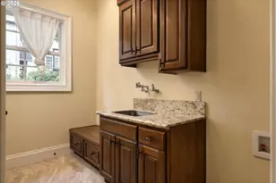 1677 Leslie Ln, Lake Oswego, OR 97034 - Photo 24