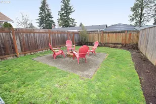385 S Cherry Dr, Cornelius, OR 97113 - Photo 32