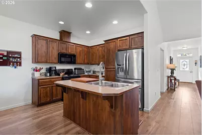 124 W Johanna Ct, Newberg, OR 97132 - Photo 8