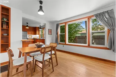 223 N Ivy St, Portland, OR 97227 - Photo 12