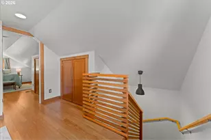 223 N Ivy St, Portland, OR 97227 - Photo 34