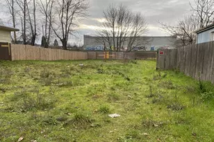 380 Wilkie St, Eugene, OR 97402 - Photo 1