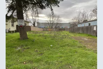 380 Wilkie St, Eugene, OR 97402 - Photo 2