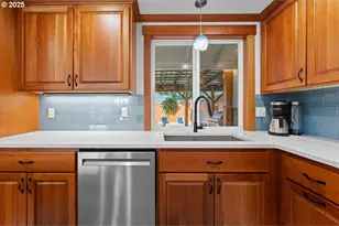 3667 SW 2nd St, Gresham, OR 97030 - Photo 22