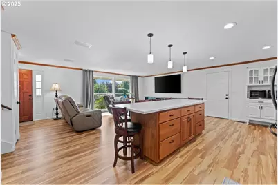 3667 SW 2nd St, Gresham, OR 97030 - Photo 18