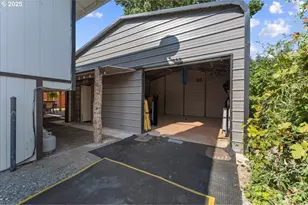 3667 SW 2nd St, Gresham, OR 97030 - Photo 12