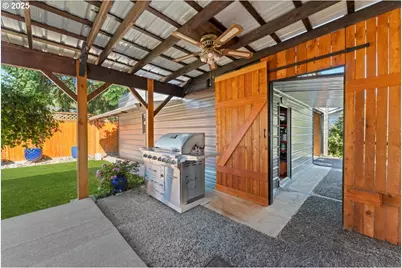 3667 SW 2nd St, Gresham, OR 97030 - Photo 10