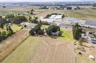 18746 Butteville Rd, Aurora, OR 97002 - Photo 4