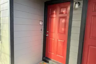 12628 NW Barnes Rd, Portland, OR 97229 - Photo 2