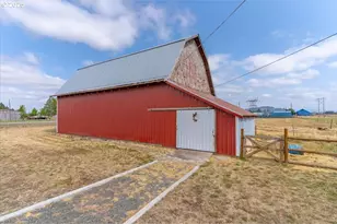 36280 Airport Dr, Lebanon, OR 97355 - Photo 4