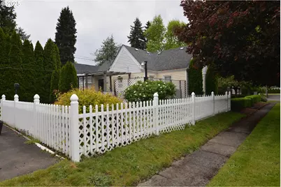 1605 7th Ave, Longview, WA 98632 - Photo 6