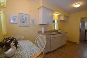 1605 7th Ave, Longview, WA 98632 - Photo 18