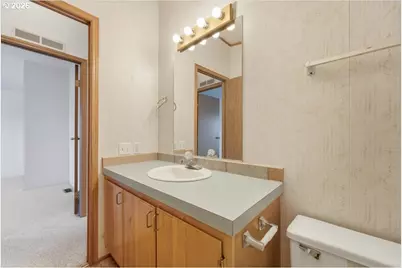 8300 NE Quatama St #104, Hillsboro, OR 97006 - Photo 24