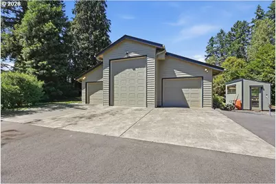 42000 Holden Creek Ln, Springfield, OR 97477 - Photo 38