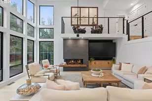 19245 SW Heightsview Dr, Beaverton, OR 97007 - Photo 2