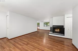 1627 SW Troy St, Portland, OR 97219 - Photo 8