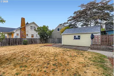 7135 N Olin Ave, Portland, OR 97203 - Photo 30