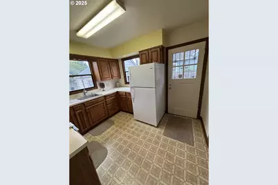 7135 N Olin Ave, Portland, OR 97203 - Photo 10