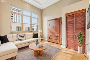 821 NW 11th Ave, Portland, OR 97209 - Photo 14