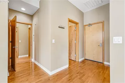 821 NW 11th Ave #609, Portland, OR 97209 - Photo 4