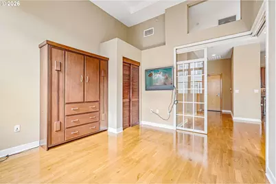 821 NW 11th Ave #609, Portland, OR 97209 - Photo 16