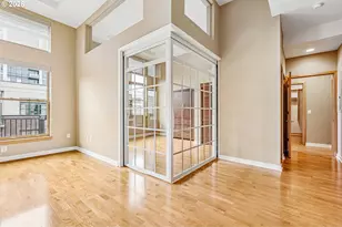 821 NW 11th Ave, Portland, OR 97209 - Photo 6