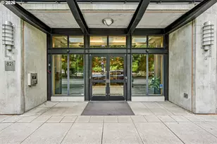 821 NW 11th Ave, Portland, OR 97209 - Photo 2