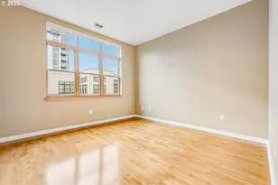 821 NW 11th Ave, Portland, OR 97209 - Photo 22
