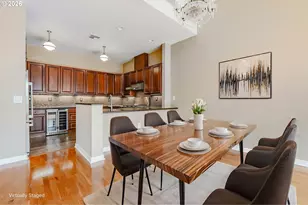 821 NW 11th Ave, Portland, OR 97209 - Photo 4