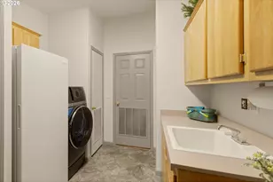 4055 Royal Ave, Eugene, OR 97402 - Photo 20