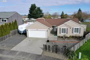 34385 Heron Meadows Dr, Scappoose, OR 97056 - Photo 1