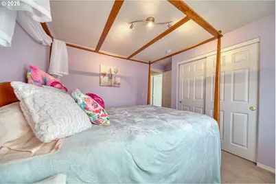 34385 Heron Meadows Dr, Scappoose, OR 97056 - Photo 28