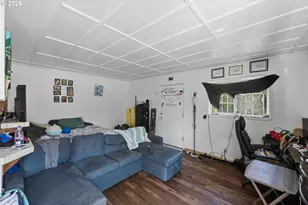 589 10th Ave, Coos Bay, OR 97420 - Photo 22