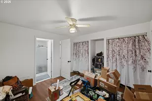 589 10th Ave, Coos Bay, OR 97420 - Photo 16