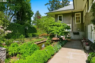 11648 S Military Ln, Portland, OR 97219 - Photo 32