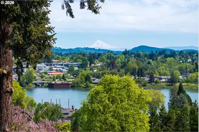 11648 S Military Ln, Portland, OR 97219 - Photo 48