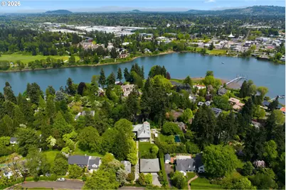 11648 S Military Ln, Portland, OR 97219 - Photo 46