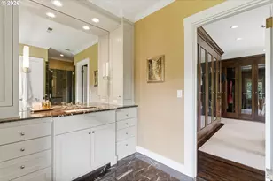 11648 S Military Ln, Portland, OR 97219 - Photo 22