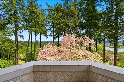 11648 S Military Ln, Portland, OR 97219 - Photo 20