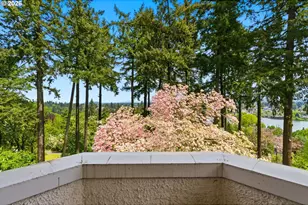 11648 S Military Ln, Portland, OR 97219 - Photo 20