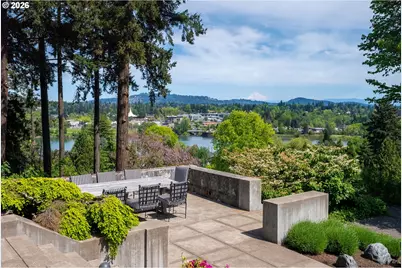 11648 S Military Ln, Portland, OR 97219 - Photo 4