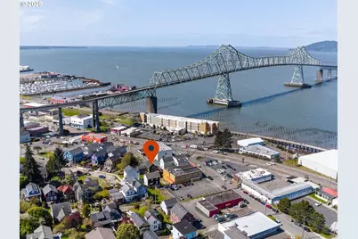 103 Washington St, Astoria, OR 97103 - Photo 2