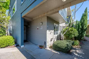 123 N Hayden Bay Dr, Portland, OR 97217 - Photo 4