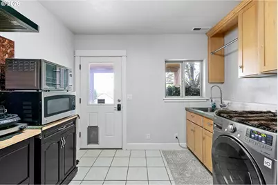 3147 Tanner Park Dr, Eugene, OR 97405 - Photo 18