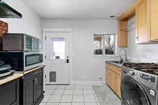 3147 Tanner Park Dr, Eugene, OR 97405 - Photo 18