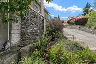 3147 Tanner Park Dr, Eugene, OR 97405 - Photo 46