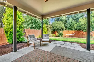 1121 Lorella Ave, Eugene, OR 97401 - Photo 40